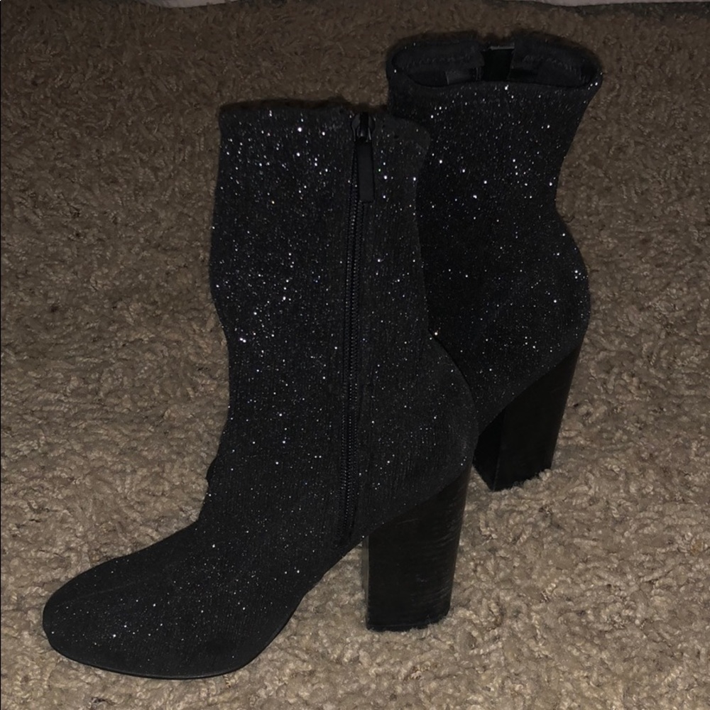 Kendall & Kylie Sparkley Sock Bootie